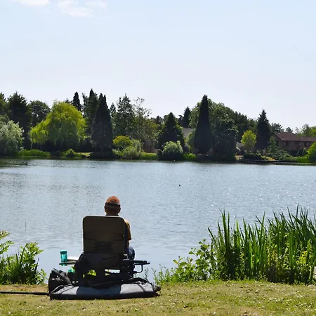 Oak 7 Hot Tub 펜션 요크