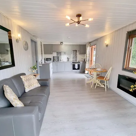 Oak 7 Hot Tub Prázdninový dům